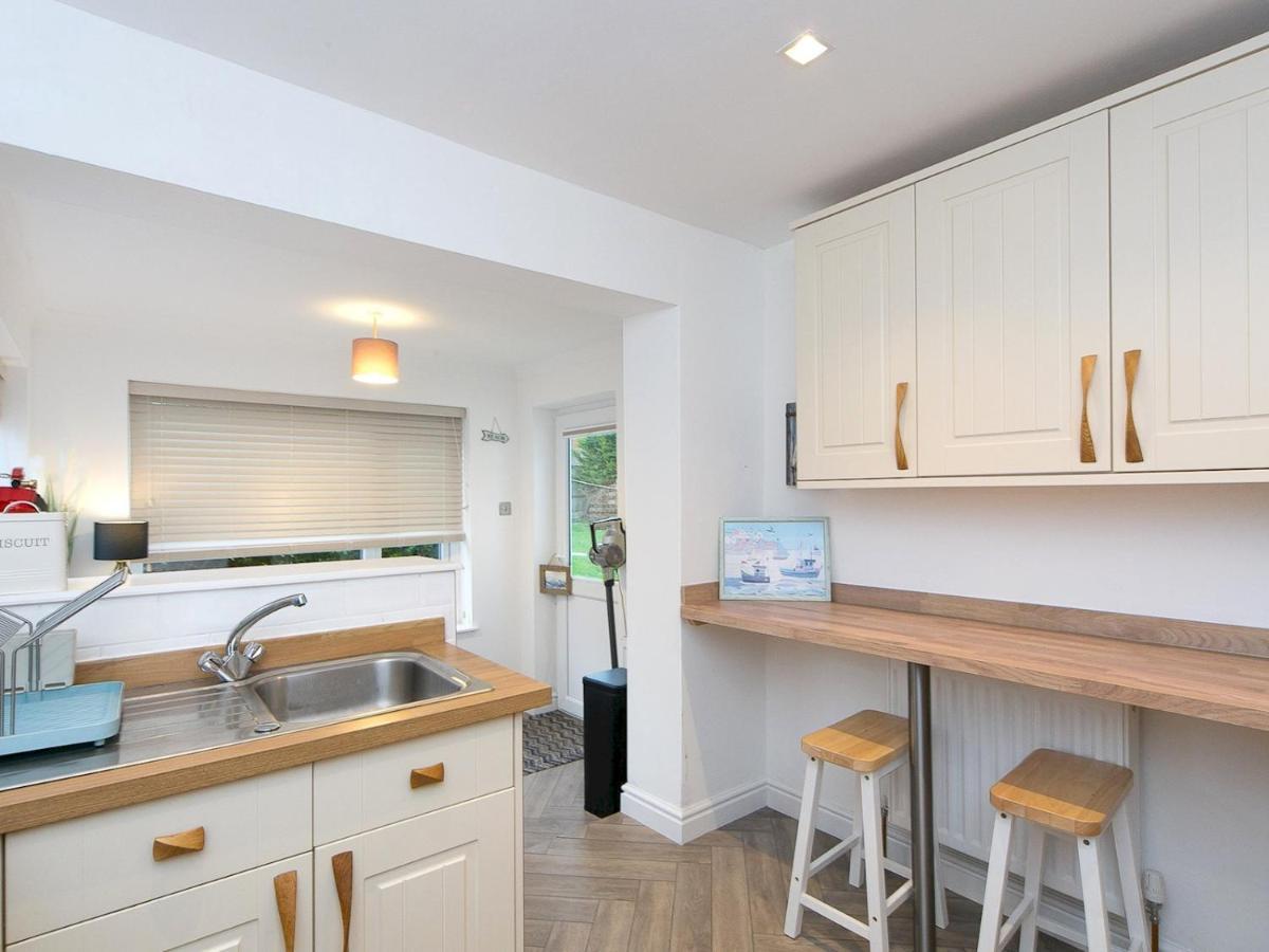Pass The Keys Modern Coastal Home In Bull Bay Amlwch Exterior foto