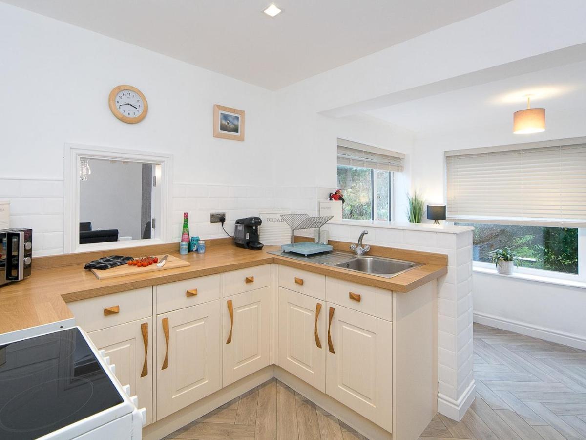 Pass The Keys Modern Coastal Home In Bull Bay Amlwch Exterior foto